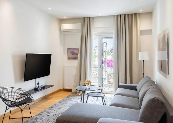 Urban Nest Design 1BR In Trendy Kerameikos